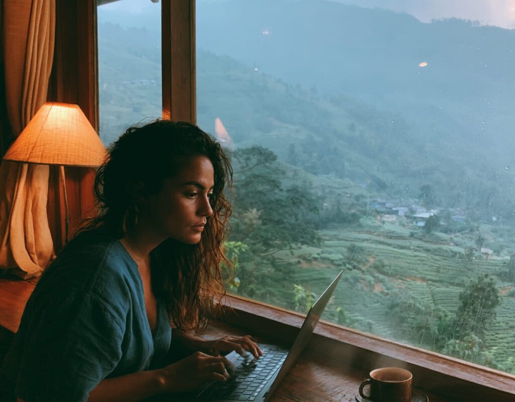 digital nomad ella