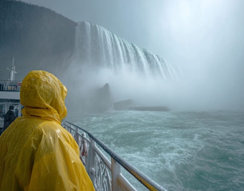 voyageur aux chutes du niagara